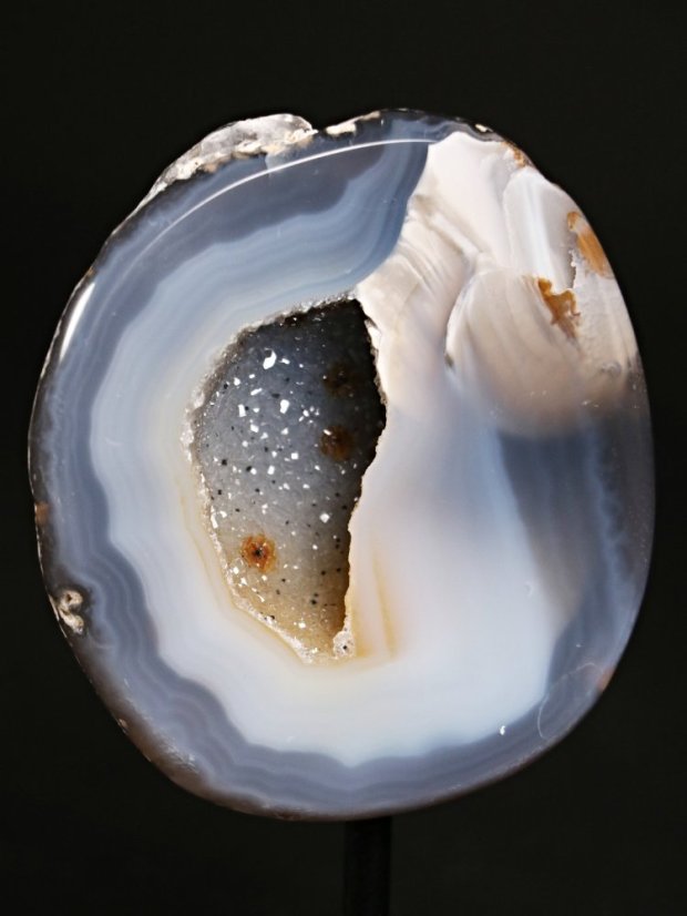 Achát drúza na stojánku 0.710 kg #379 - Top kvalita