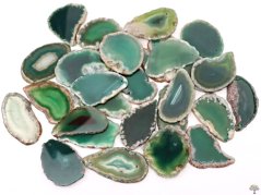 Achátový plát zelený s dírkou - velikost 4 - 7 cm #488